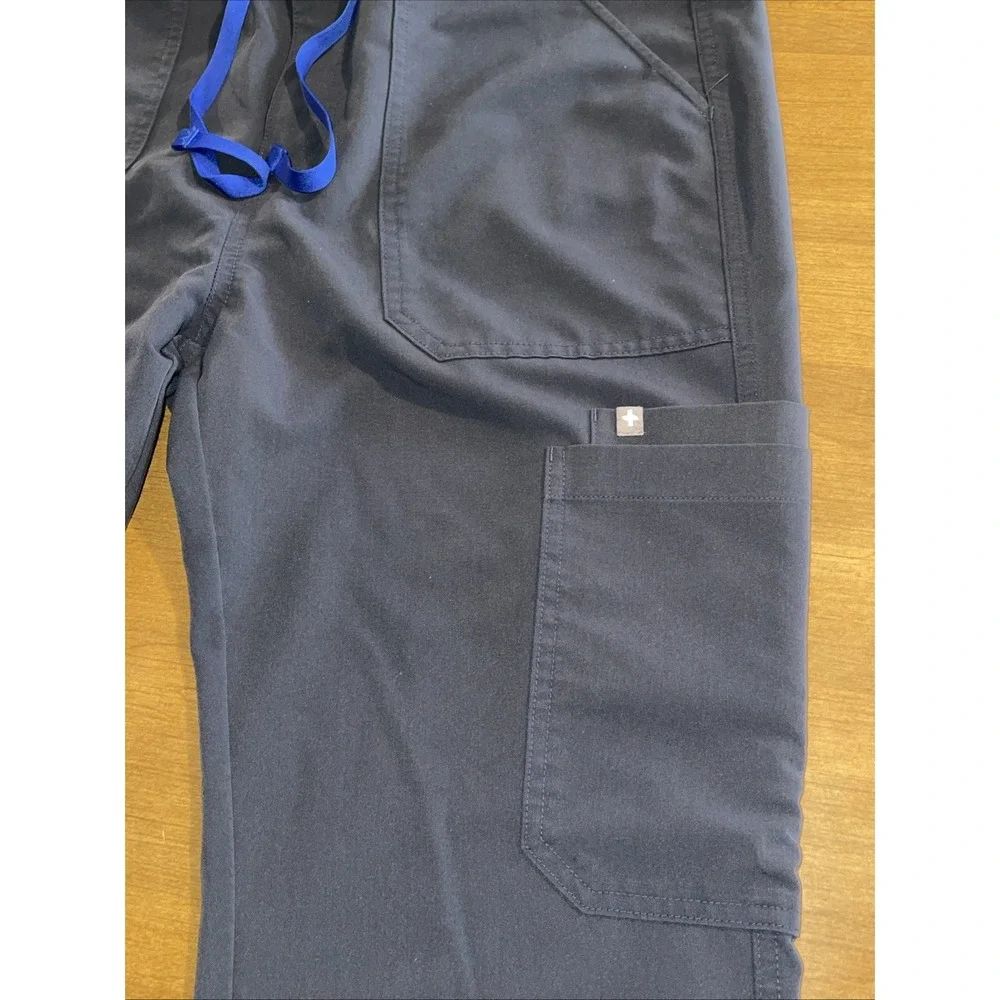 Figs Scrubs Cairo Cargo Men Large Tall Gray Nine Pocket Night Sky Nurse TM3001T